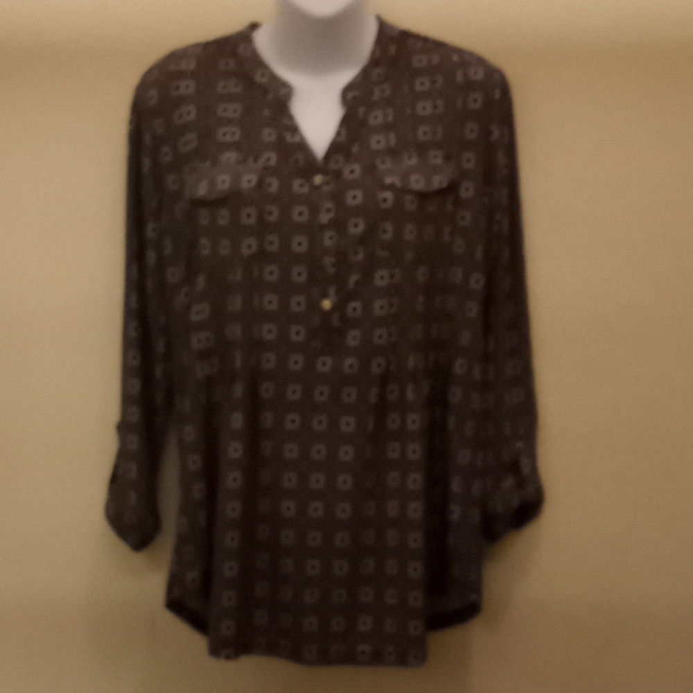 Dress Barn Printed Blouse - Picture 2 of 14